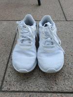 Adidas Schuhe Sneaker mit Blumenmuster an Ferse Kr. Altötting - Altötting Vorschau