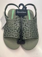 Neue Ipanema Badeschuhe Sandalen Größe 39 grün Brandenburg - Schorfheide Vorschau