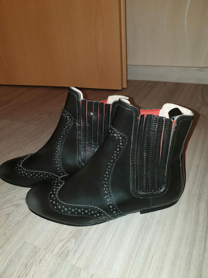 Stiefeletten von Boden Gr.36 Leder Neu!!! in Neunkirchen