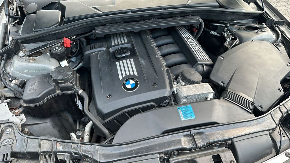 BMW Cabrio 1 er 125İ 218 Ps in Bielefeld