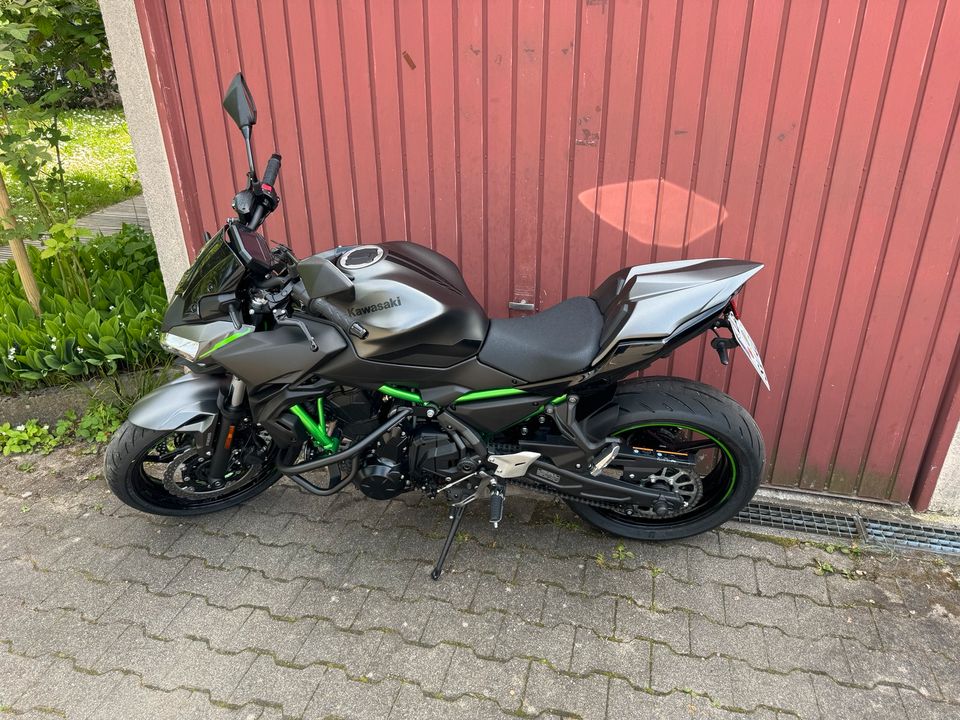 Kawasaki Z650 Sport BJ2023 in Murr Württemberg