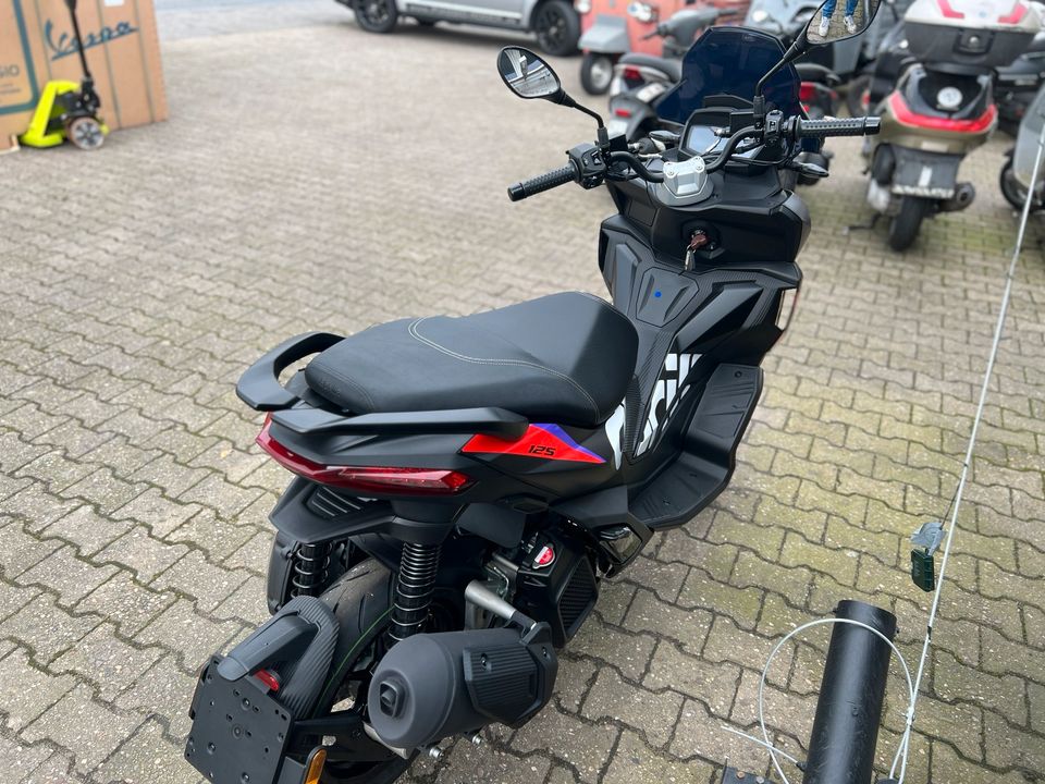 Aprilia Sr - gt 125 MotoGP Replica 2024 Nagelneu in Leverkusen