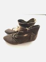 **Nine West** Wildleder Stiefelette Gr. 37.5 EU/ 6.5 US Altona - Hamburg Ottensen Vorschau
