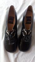 Damen-Lack-Schuhe Gabor schwarz Vintage Größe 38 Nordrhein-Westfalen - Ratingen Vorschau