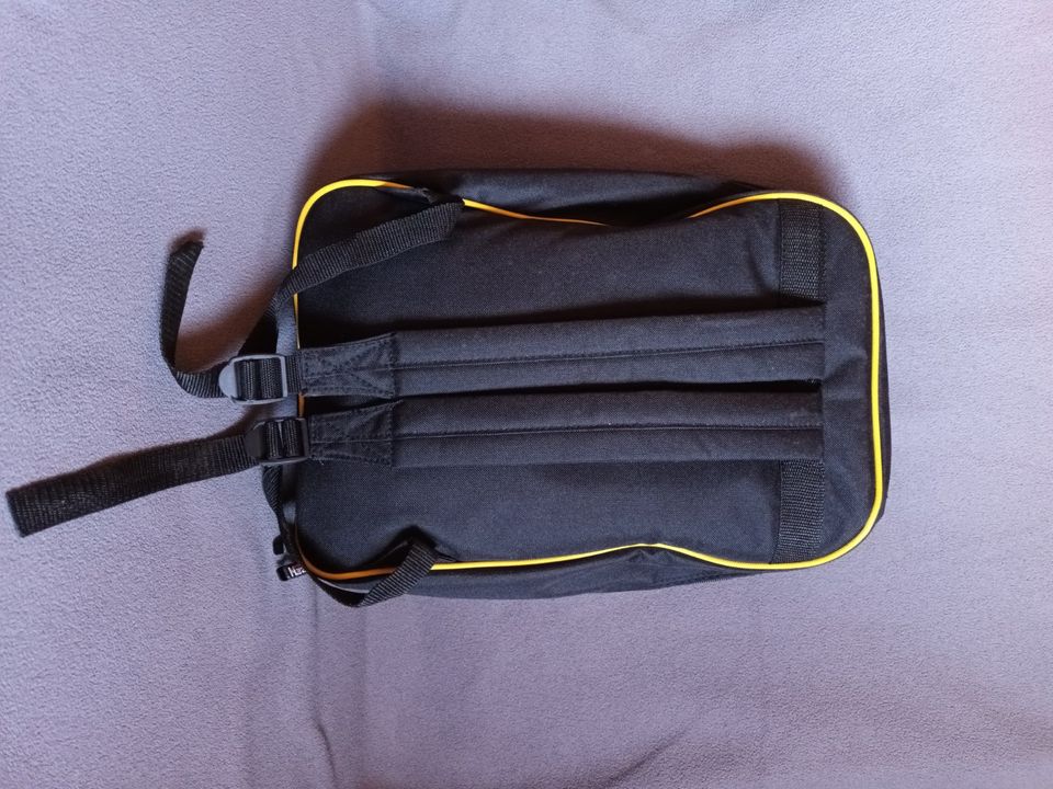 Picknick Rucksack mit Zubehör für 4 Personen NEU in Hann. Münden