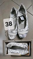 NEU in OVP 38 Dockers Ballerinas Grau Blumen Hessen - Fuldabrück Vorschau