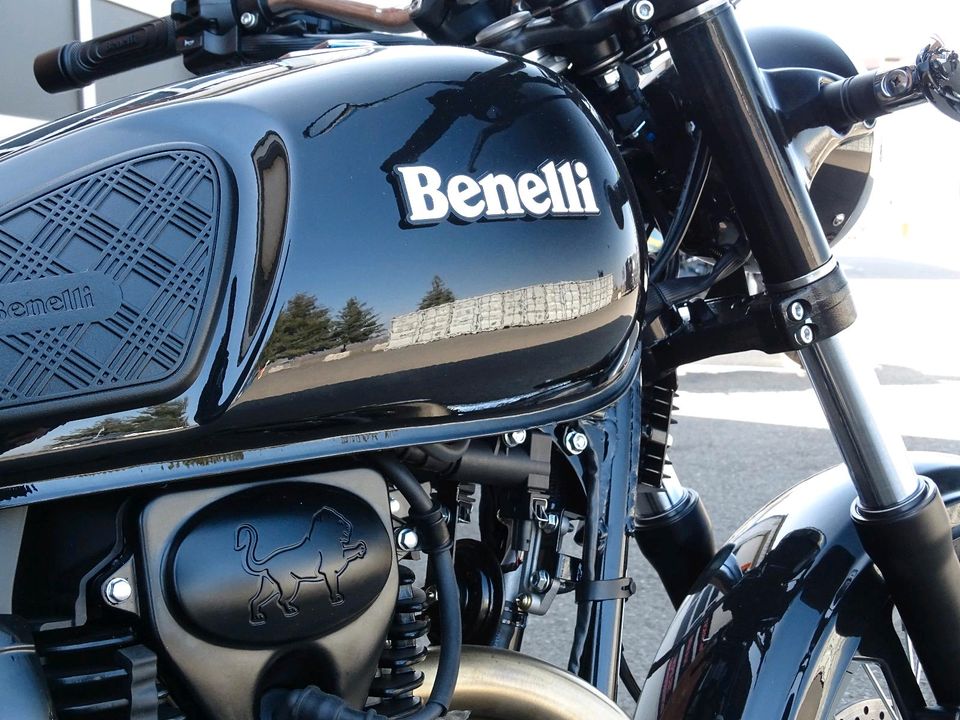 BENELLI IMPERIALE 400 ☆NEU☆ Garantie Oldtimer in neu in Berlstedt