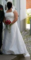 Brautkleid von Elizabeth Baden-Württemberg - Backnang Vorschau