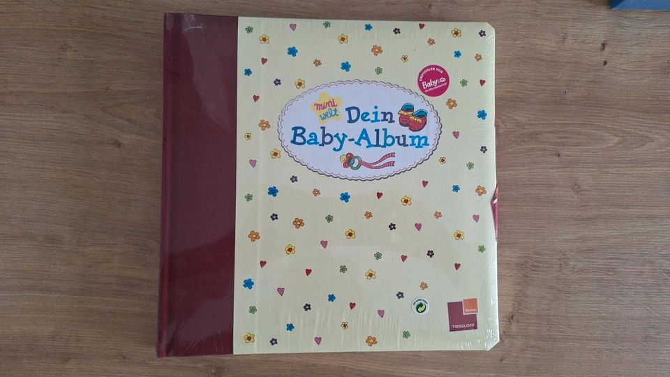 Baby-Album in Homberg