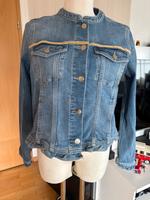 Jeansjacke kurz mit Rüschen s‘ Oliver Black Label blau Gr. 44 Niedersachsen - Denkte Vorschau