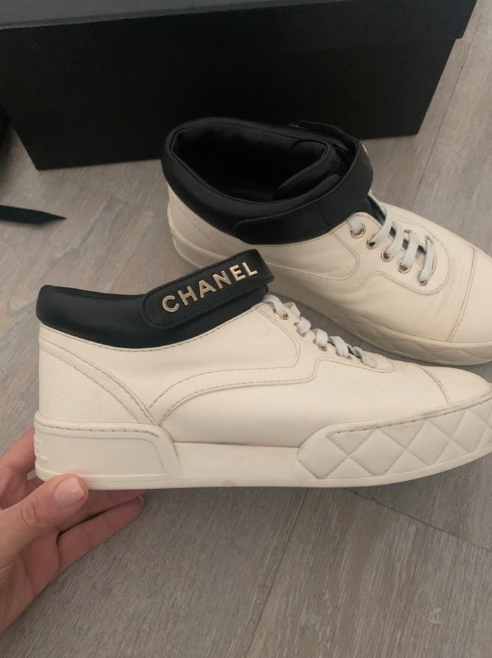 Chanel Sneaker in München