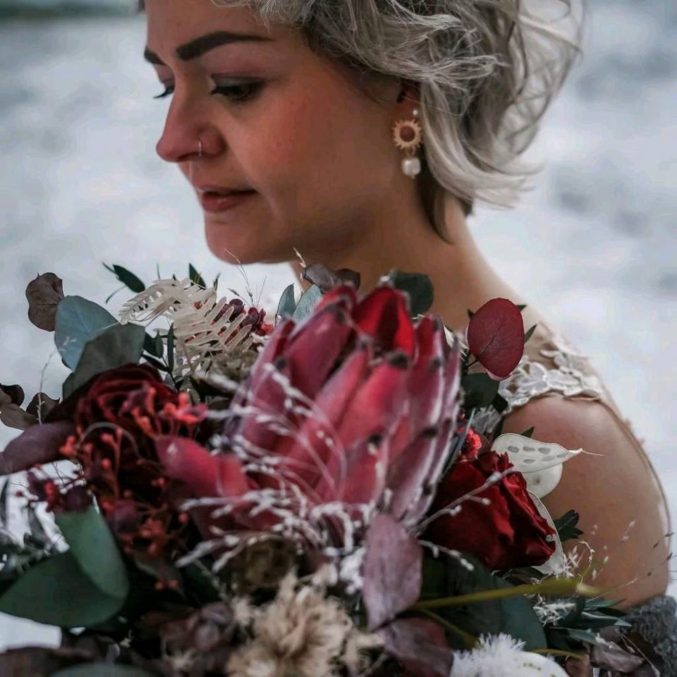 Trockenblumen , Infinity Rosen, Brautstrauß, Hochzeit, Boho. in Beelitz