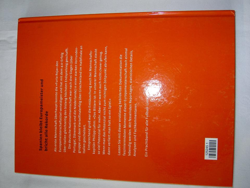 Sachbuch/Bildband "Fußball-Europameisterschaft 2012", neuwertig in Tittling