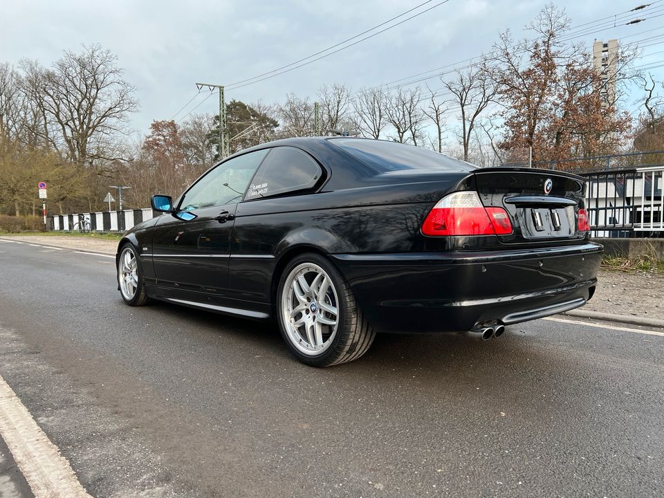 BMW E46 325 Ci Coupe M-Paket, Sternenhimmel, Scheckheftgepflegt in Frankfurt am Main