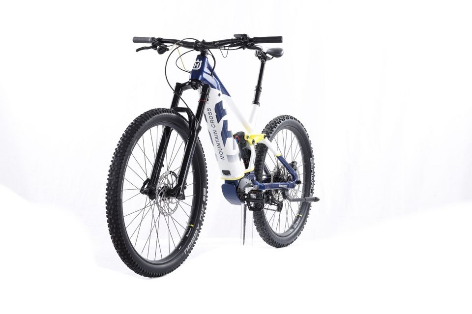 Husqvarna Mountain Cross 5 - 2021 - 44 cm (M) | nur 1076 km | Shimano Steps EP8 (85 Nm) 630 Wh | UVP 4.999 € | 1 Jahr Garantie | E Bike Fully E-Mountainbike in Ottobrunn