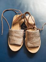 Sandalen Gold Flecht von atmosphere zum Binden Leder 36 Hessen - Babenhausen Vorschau