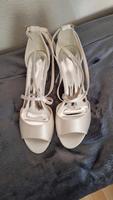 Neue Brautschuhe Gr.8/42 ivory Bayern - Eckersdorf Vorschau