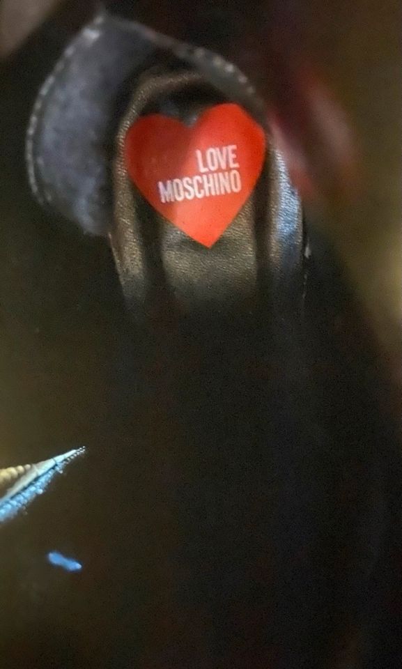 Love Moschino in Weyarn