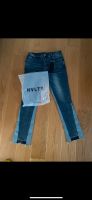 Nvlty N V L T Y Flared Jeans mit Fitpic in 32 ähnelt Mnml Thüringen - Erfurt Vorschau