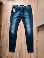 Strechige Edc Esprit Jeans Größe w34 l32 skin fit NEU Bayern - Sonnefeld Vorschau