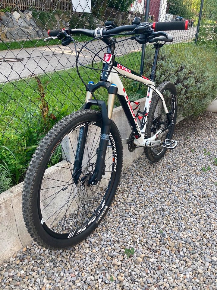 Gepflegtes gebrauchtes Trek 8000 MTB Hardtail in Gr. M 26 Zoll in Langenneufnach