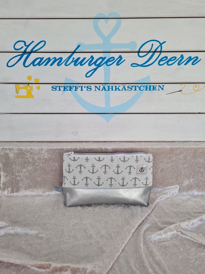 Kosmetiktasche „HamburgerDeern“ Anker grau dunkel oder hell in Hamburg