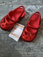 Crocs C8 glitzer Gr.24-25 Badeschuhe mary jane 24 25 Sandalen rot Nordrhein-Westfalen - Leopoldshöhe Vorschau