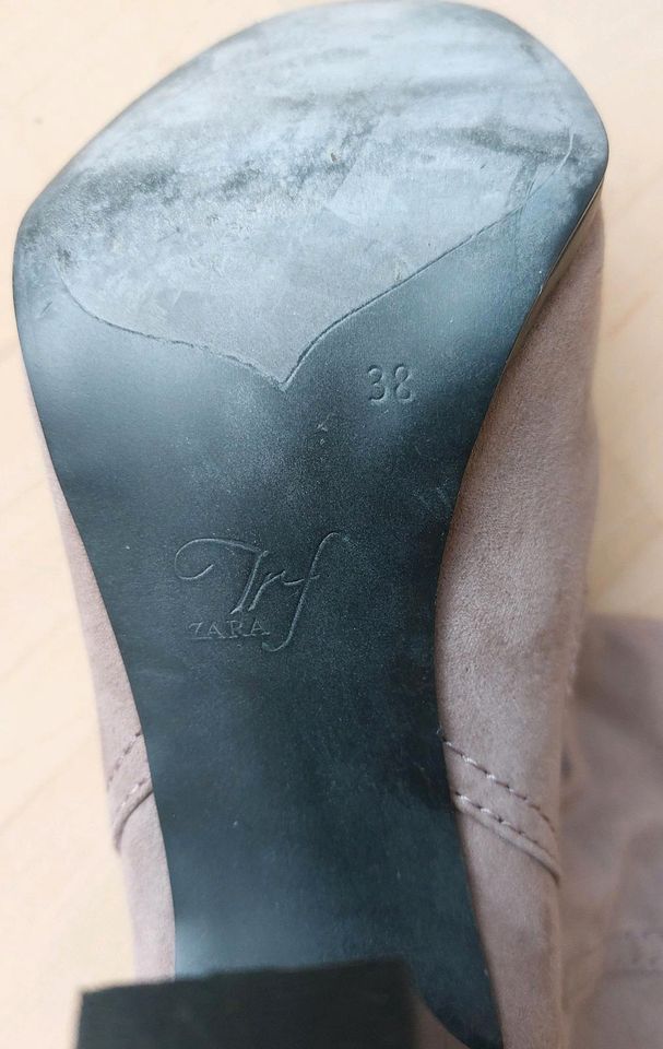 Zara Damenstiefel mit Absatz, Größe 38 in Salmtal