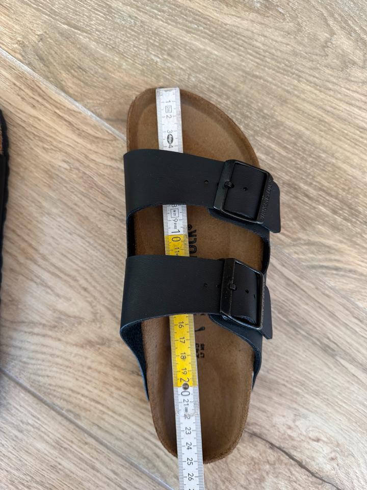 Birkenstock Arizona Gr. 38 Sandalen schmal schwarz Hausschuhe in Berlin