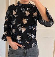 Only Bluse schwarz / floral München - Schwabing-West Vorschau