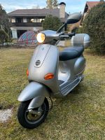 Vespa 125 ccm, silber, super Zustand, wenig km, TÜV bis 02/25 München - Ramersdorf-Perlach Vorschau