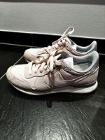 Nike WMNS Internationalist Gr. 37,5 in hellrosa Frankfurt am Main - Bockenheim Vorschau