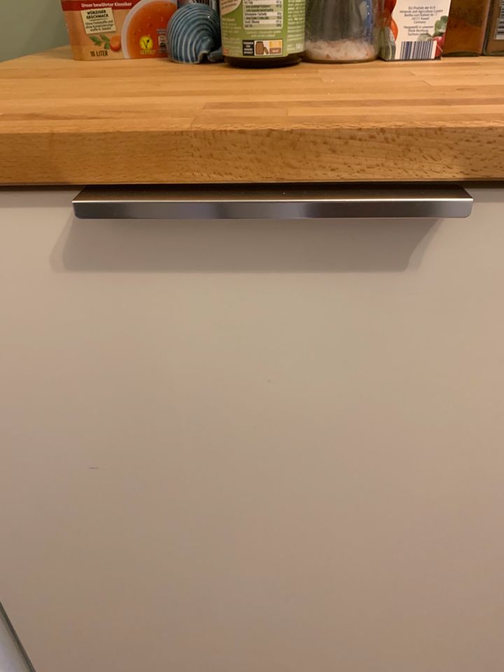3 Schrankgriffe Ikea Küchentürgriffe mit Schrauben in München