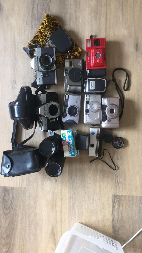 Kamera Sammlung, Objektive, Hanimex, minolta, Fujifilm in Halstenbek