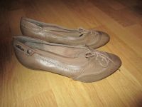 s.Oliver Halbschuhe Keilabsatz 4 cm Gr. 38 beigebraun taupe Leder Bayern - Ingolstadt Vorschau