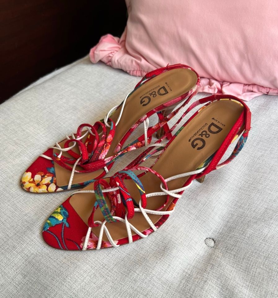 Orig. Dolce & Gabbana Riemchen Stiletto Sandalen Rot Weiß Braun in Hamburg