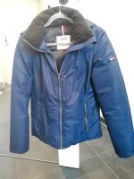 Winterjacke Jacke von Tommy Hilfiger Gr. M wie neu Nordrhein-Westfalen - Brilon Vorschau