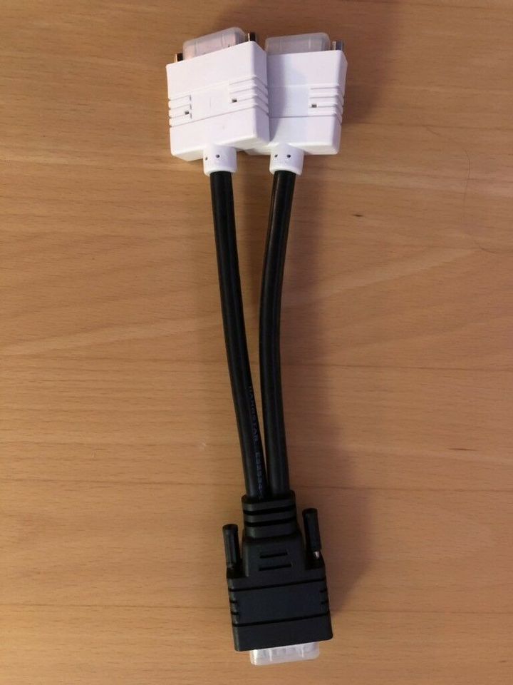 Kabel  und Adapter in Stade