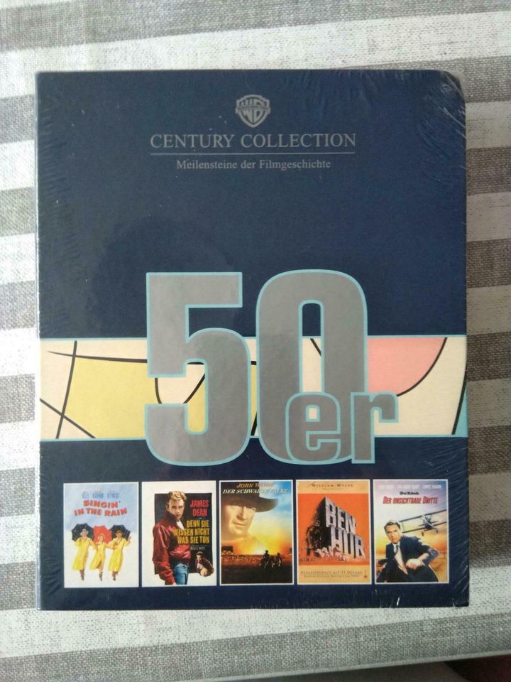 Neu und originalverpackt Century Collection 30er bis 90er 35 DVDs in Lampertheim