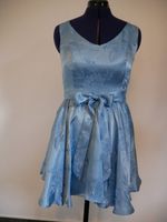 Cocktailkleid, Minikleid Satin Kurzgröße Gr. 38 / 40 hellblau Sachsen - Oederan Vorschau