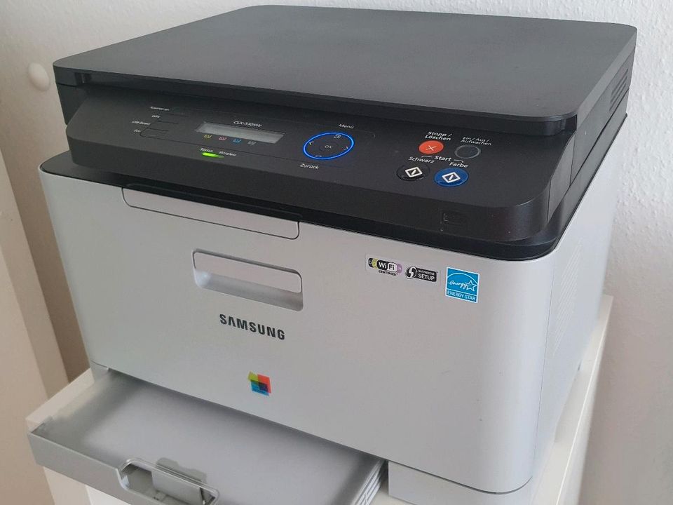 Farblaser Drucker, Kopierer, Scanner - SAMSUNG CLX-3305W in Berlin