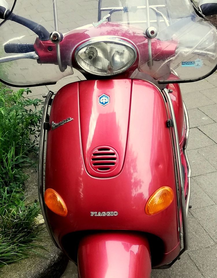 Vespa ET4 1996 125 ccm 11 PS in Braunschweig