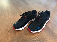 Air Jordan 11 Retro Low V2 / ungetragen / Gr. 8 / 41 EU / OVP Pankow - Prenzlauer Berg Vorschau