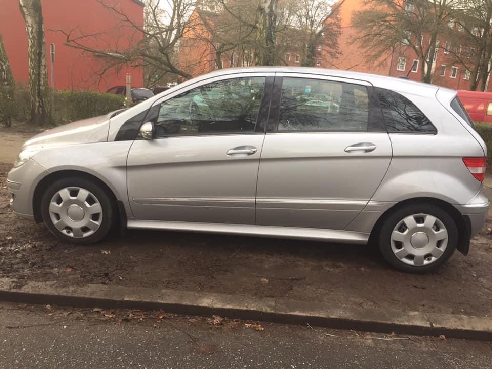 Mercedes Benz b 170 in Hamburg