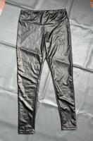 Kunstleder Leggings Hose schwarz Gr. M Bayern - Garmisch-Partenkirchen Vorschau