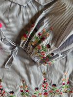 Bluse bestickt Zara, Baumwollbluse, Blumen Nordrhein-Westfalen - Würselen Vorschau