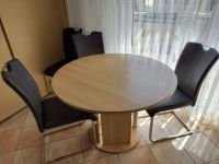 Tisch mit 4 Stühlen Durchmesser 110 cm Hessen - Griesheim Vorschau