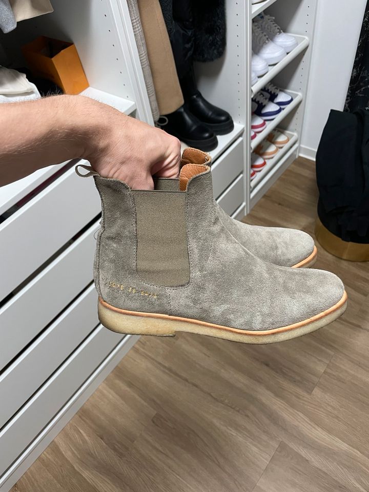 Common Projects Stiefel / Chelsea boots 100 % Original ! in Dortmund