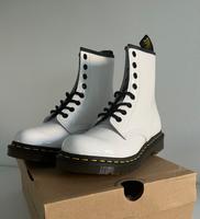 Dr. Martens * 1460 W * NEU * weiß * Lack * Gr. 37 Köln - Porz Vorschau
