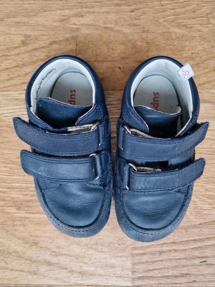 Kinder Schuhe Gr. 21 in Cölbe